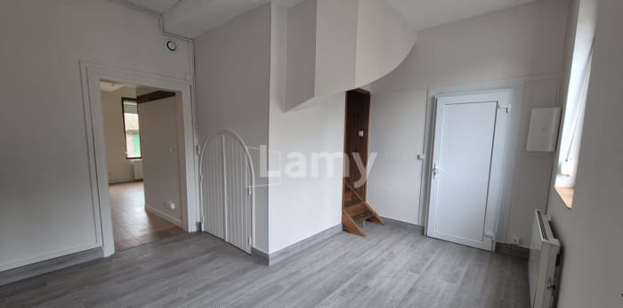 Image 2 sur 15 - Appartement  ·  Location · Pimprez (60170) · 3 pièces · 98m²