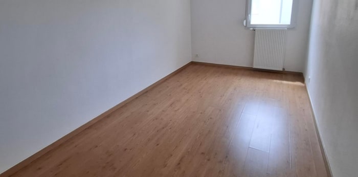 Image 6 sur 12 - Appartement  ·  Location · Sierentz (68510) · 3 pièces · 64m²