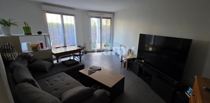 Image 5 sur 9 - Appartement  ·  Location · Chevigny St Sauveur (21800) · 2 pièces · 42m²