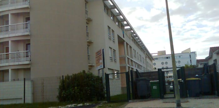 Image 4 sur 5 - Appartement  ·  Location · Pau (64000) · 1 pièce · 19m²