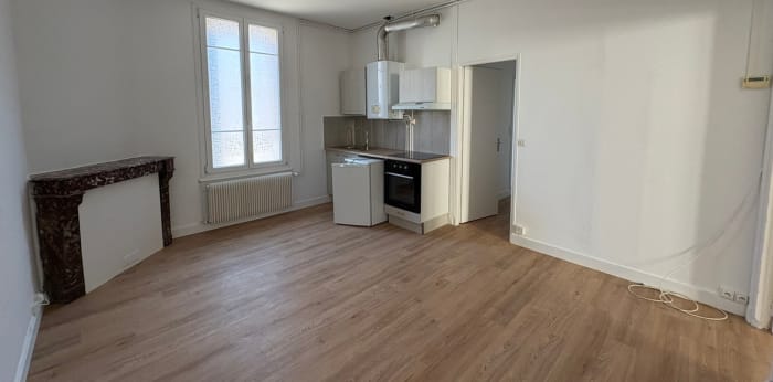 Image 1 sur 5 - Appartement  ·  Location · Reims (51100) · 2 pièces · 37m²