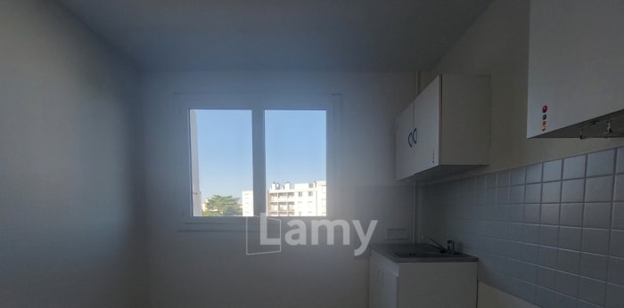 Image 3 sur 8 - Appartement  ·  Location · Limoges (87000) · 2 pièces · 43m²