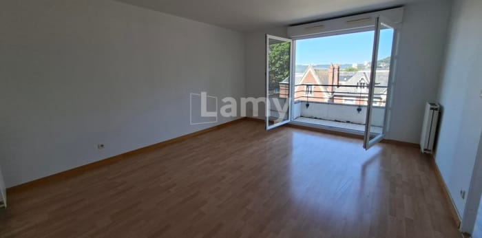 Image 7 sur 9 - Appartement  ·  Location · Rouen (76000) · 2 pièces · 45m²