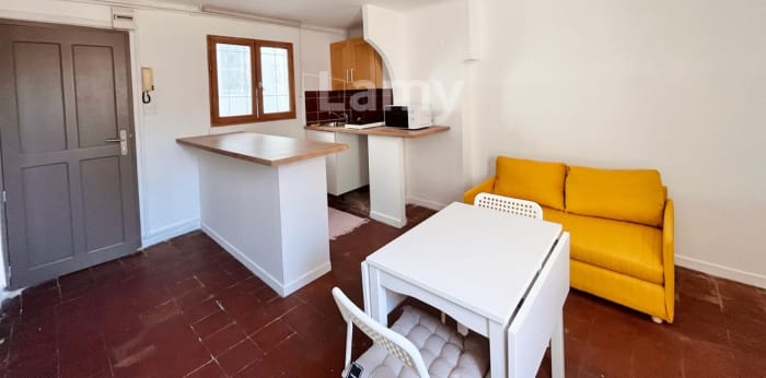Image 1 sur 11 - Appartement  ·  Location · Aix En Provence (13100) · 2 pièces · 27m²