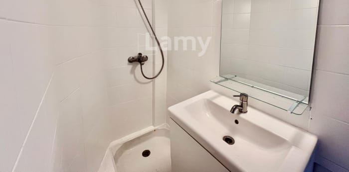 Image 10 sur 11 - Appartement  ·  Location · Aix En Provence (13100) · 2 pièces · 27m²