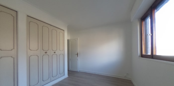Image 8 sur 9 - Appartement  ·  Location · La Tronche (38700) · 3 pièces · 67m²