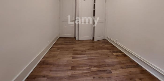 Image 9 sur 12 - Appartement  ·  Location · Grenoble (38000) · 4 pièces · 111m²