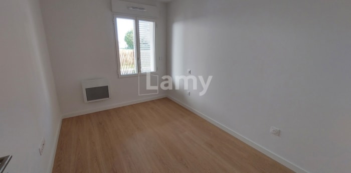 Image 6 sur 9 - Appartement  ·  Location · St Pierre D Oleron (17310) · 3 pièces · 65m²
