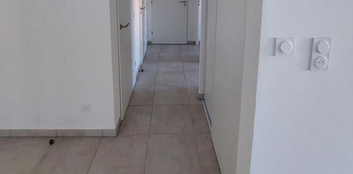 Image 7 sur 14 - Appartement  ·  Location · Nimes (30900) · 3 pièces · 61m²