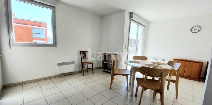 Image 10 sur 17 - Appartement  ·  Location · Toulouse (31200) · 3 pièces · 70m²