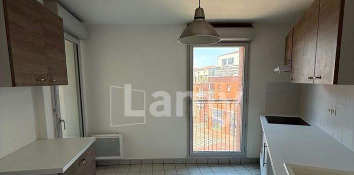 Image 4 sur 6 - Appartement  ·  Location · Toulouse (31500) · 3 pièces · 75m²