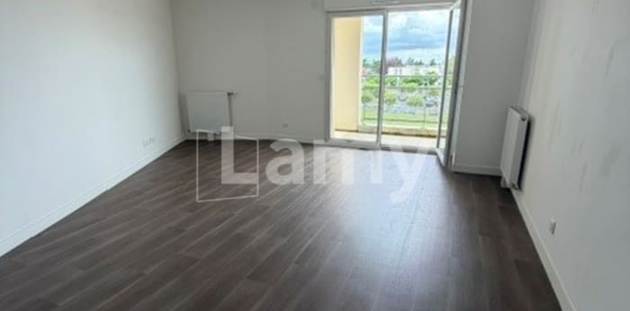 Image 1 sur 12 - Appartement  ·  Location · Poitiers (86000) · 3 pièces · 59m²