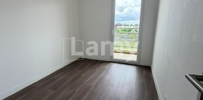 Image 8 sur 12 - Appartement  ·  Location · Poitiers (86000) · 3 pièces · 59m²