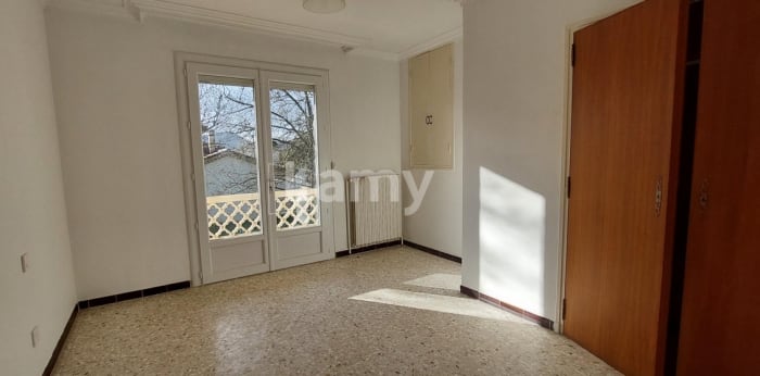 Image 9 sur 18 - Appartement  ·  Location · St Christol Lez Ales (30380) · 4 pièces · 124m²