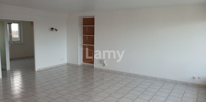 Image 9 sur 11 - Appartement  ·  Location · Ronchin (59790) · 4 pièces · 135m²