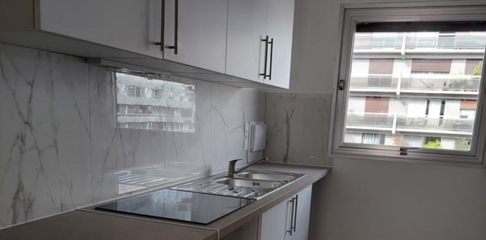 Image 7 sur 10 - Appartement  ·  Location · Paris (75011) · 2 pièces · 52m²
