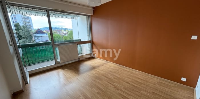 Image 18 sur 20 - Appartement  ·  Location · Dijon (21000) · 4 pièces · 82m²