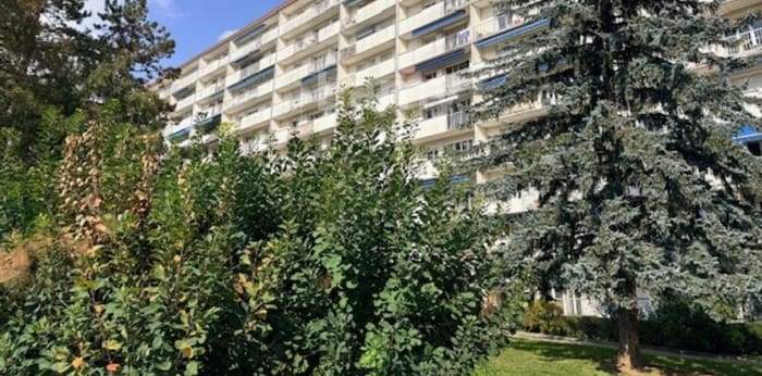 Image 2 sur 2 - Parking/box  ·  Location · Besancon (25000) · 10m²