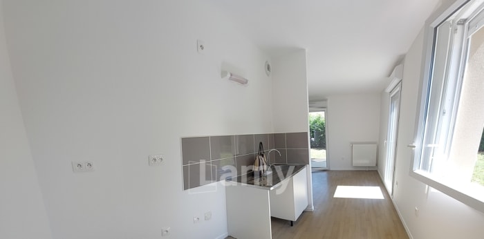 Image 5 sur 8 - Appartement  ·  Location · Tomblaine (54510) · 1 pièce · 33m²