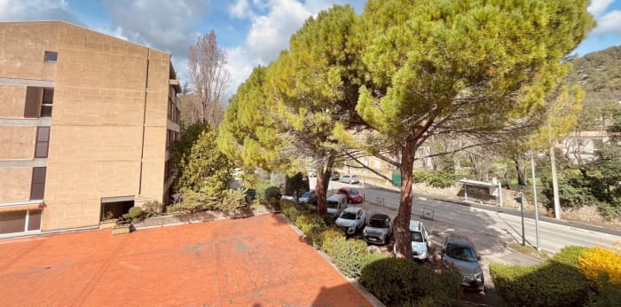 Image 2 sur 9 - Appartement  ·  Location · Aix En Provence (13100) · 1 pièce · 26m²