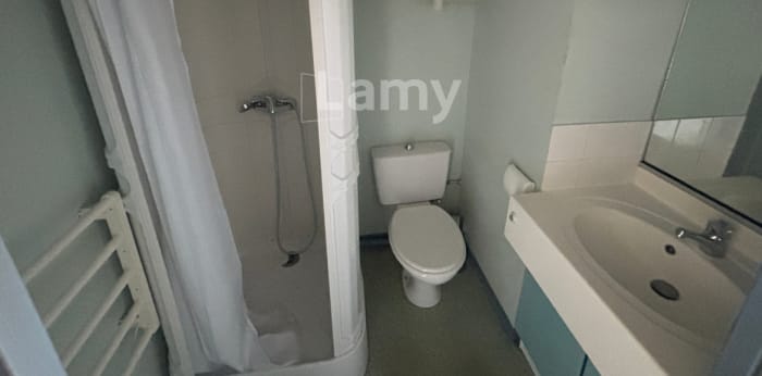 Image 6 sur 9 - Appartement  ·  Location · Dijon (21000) · 1 pièce · 18m²