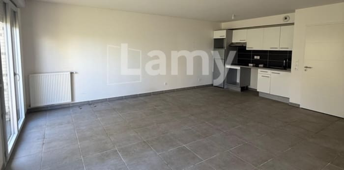 Image 3 sur 7 - Appartement  ·  Location · Toulouse (31300) · 3 pièces · 69m²