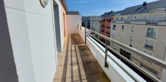 Image 3 sur 13 - Appartement  ·  Location · Les Sables D Olonne (85100) · 5 pièces · 101m²