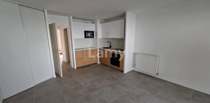 Image 5 sur 12 - Appartement  ·  Location · Clermont Ferrand (63100) · 2 pièces · 44m²