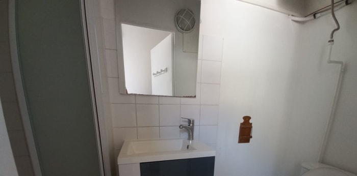 Image 1 sur 4 - Appartement  ·  Location · Reims (51100) · 1 pièce · 14m²
