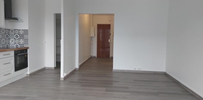 Image 11 sur 19 - Appartement  ·  Location · Compiegne (60200) · 2 pièces · 48m²