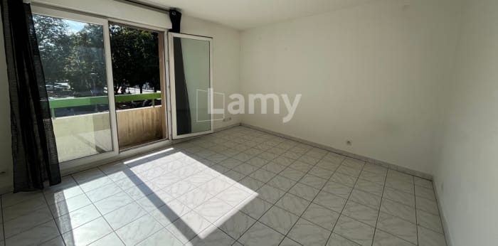 Image 9 sur 16 - Appartement  ·  Location · Dijon (21000) · 2 pièces · 44m²