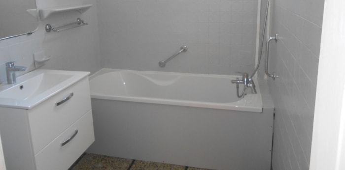 Image 3 sur 5 - Appartement  ·  Location · Clermont Ferrand (63000) · 4 pièces · 86m²