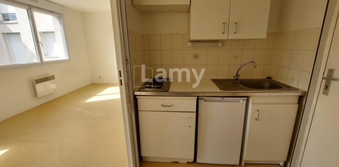 Image 3 sur 4 - Appartement  ·  Location · Reims (51100) · 1 pièce · 25m²