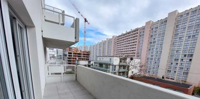Image 2 sur 5 - Appartement  ·  Location · Toulouse (31100) · 3 pièces · 69m²