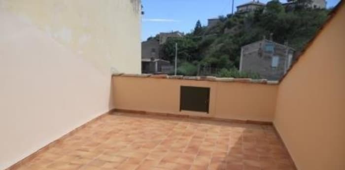 Image 4 sur 9 - Appartement  ·  Location · Chateau Arnoux St Auban (04160) · 4 pièces · 87m²