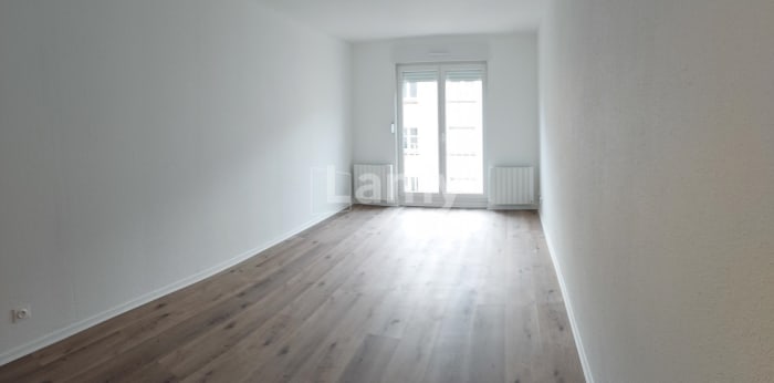 Image 3 sur 6 - Appartement  ·  Location · Nancy (54000) · 1 pièce · 27m²