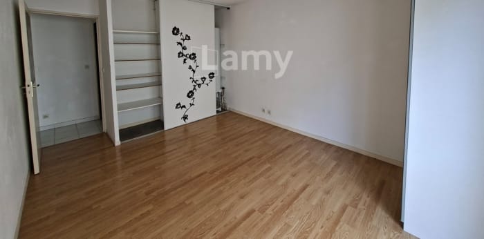 Image 6 sur 6 - Appartement  ·  Location · Nice (06200) · 3 pièces · 75m²