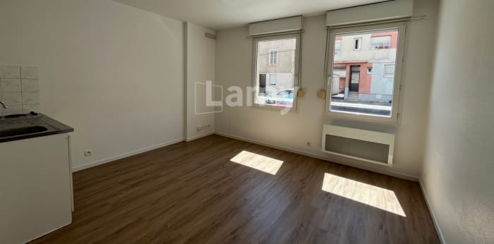 Image 5 sur 12 - Appartement  ·  Location · Dijon (21000) · 1 pièce · 22m²