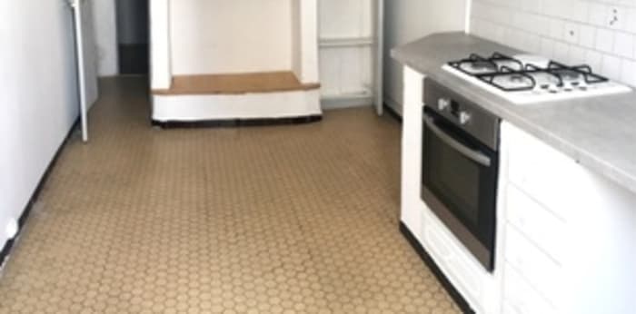Image 1 sur 16 - Maison/villa  ·  Location · Boulbon (13150) · 6 pièces · 130m²