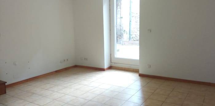 Image 12 sur 16 - Maison/villa  ·  Location · Boulbon (13150) · 6 pièces · 130m²