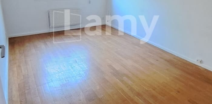 Image 4 sur 9 - Appartement  ·  Location · Lyon 05 (69005) · 5 pièces · 141m²