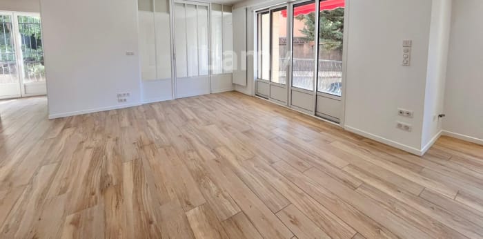 Image 18 sur 29 - Appartement  ·  Location · Aix En Provence (13100) · 4 pièces · 86m²