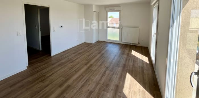Image 3 sur 6 - Appartement  ·  Location · Mainvilliers (28300) · 2 pièces · 47m²