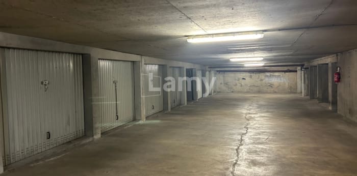 Image 1 sur 1 - Parking/box  ·  Location · Besancon (25000) · 8m²