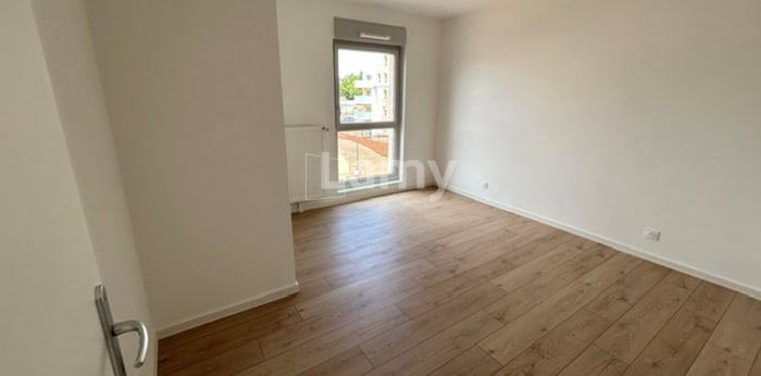 Image 3 sur 8 - Appartement  ·  Location · Mulhouse (68200) · 3 pièces · 64m²