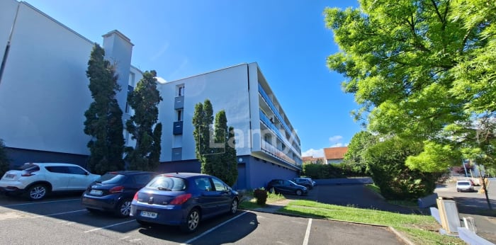 Image 1 sur 5 - Appartement  ·  Location · Clermont Ferrand (63000) · 18m²