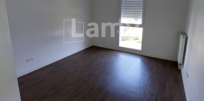 Image 4 sur 8 - Appartement  ·  Location · Reze (44400) · 3 pièces · 66m²