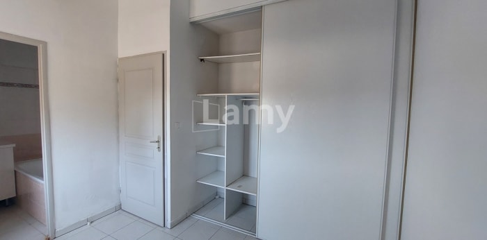 Image 8 sur 12 - Appartement  ·  Location · Vauvert (30600) · 2 pièces · 37m²
