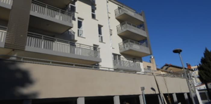 Image 2 sur 10 - Appartement  ·  Location · Clermont Ferrand (63000) · 4 pièces · 83m²