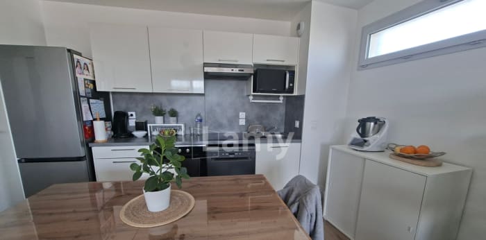 Image 8 sur 10 - Appartement  ·  Location · Clermont Ferrand (63000) · 4 pièces · 83m²